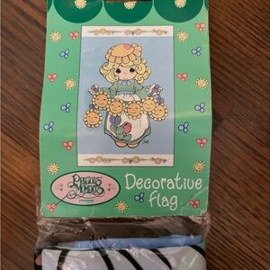 Precious Moments Decorative Flag - Green and Yellow NWOT 1996
